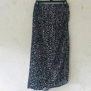 Polka Dot Black/White Midi Pencil Skirt